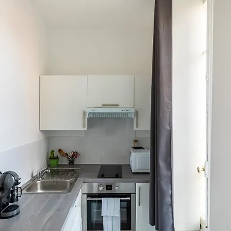 Studio 5 Minutes Walk From The Sea Apartment